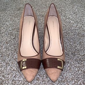 Adrienne Vittadini Heels Size 10 in Tan/ Brown
